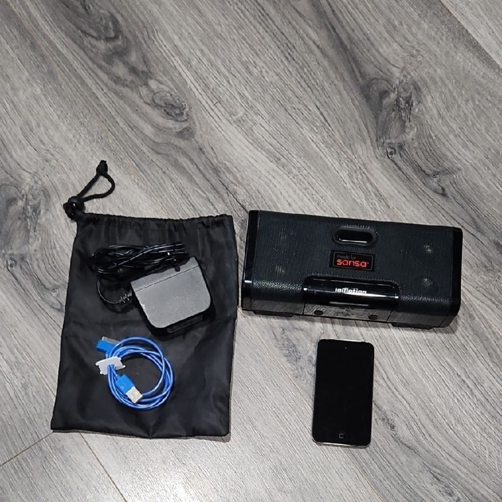 RARE FIND Ipod Touch 4th GEN & Altic Lansing InMotion Sansa Ipod Boombox Set